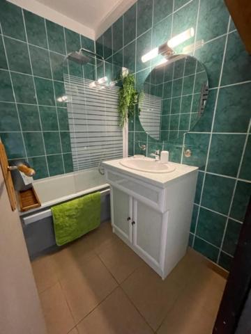 Appart 2 Etoiles 6-8 Pers Piau Engaly L Ours Residence Moudang II Pied Pistes Aragnouet Bagian luar foto